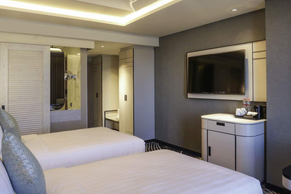 1 bedroom, premium bedding, in-room safe, individually decorated