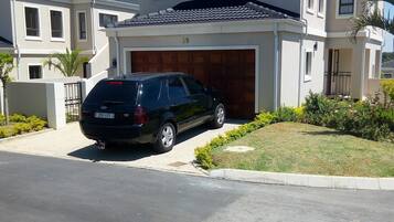 Bagian depan properti