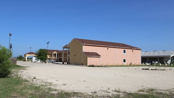 免费自助停车