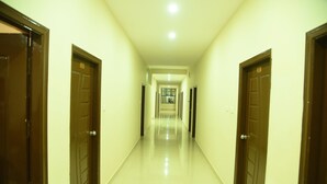 Hallway - GRANDJPINN (Gundlupet)