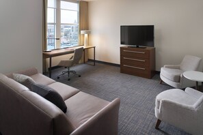 Flat-screen TV - Residence Inn by Marriott Lexington City Center (Lexington)