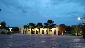 Unclassified image, 4 of 35, button - Hotel Real Zaci (Valladolid)