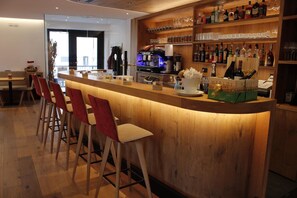 Bar (on property) - Hotel Ristorante-Pizzeria Al Cervo (Magre sulla Strada del Vino)