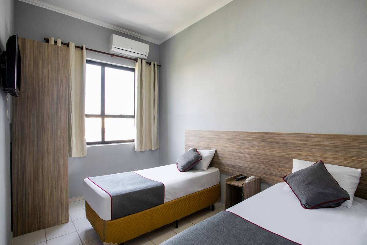 Wi-Fi gratuit, draps fournis