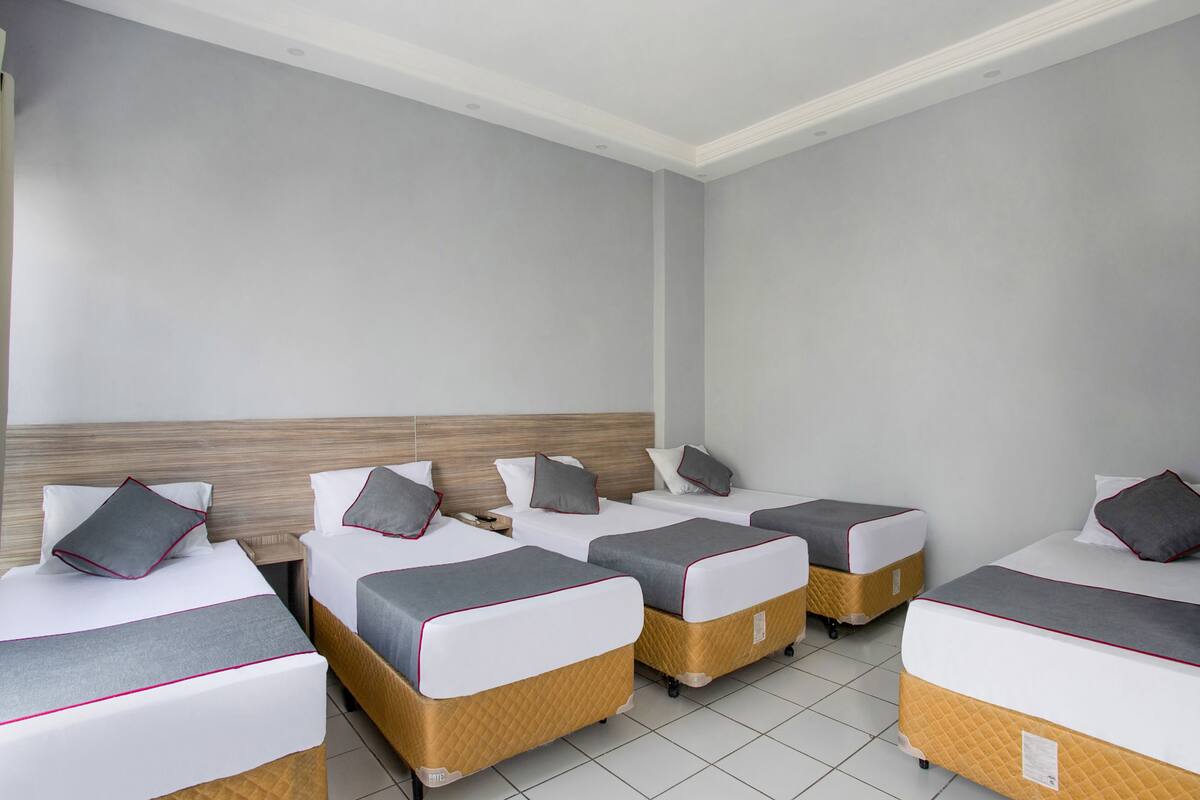 Free WiFi, bed sheets