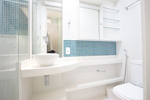 Apartemen Keluarga, Beberapa Tempat Tidur | Kamar mandi | Shower dan handuk