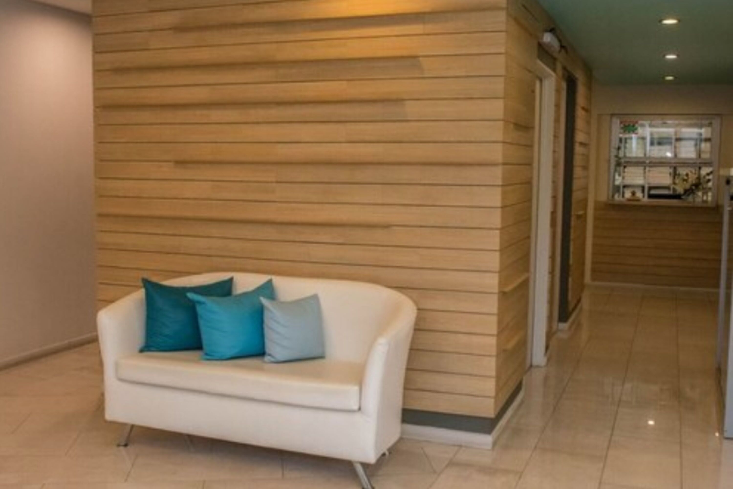 couples treatment room(s), body treatments, aromatherapy, body scrubs