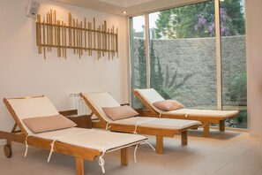 Couples treatment room(s), body treatments, aromatherapy, body scrubs