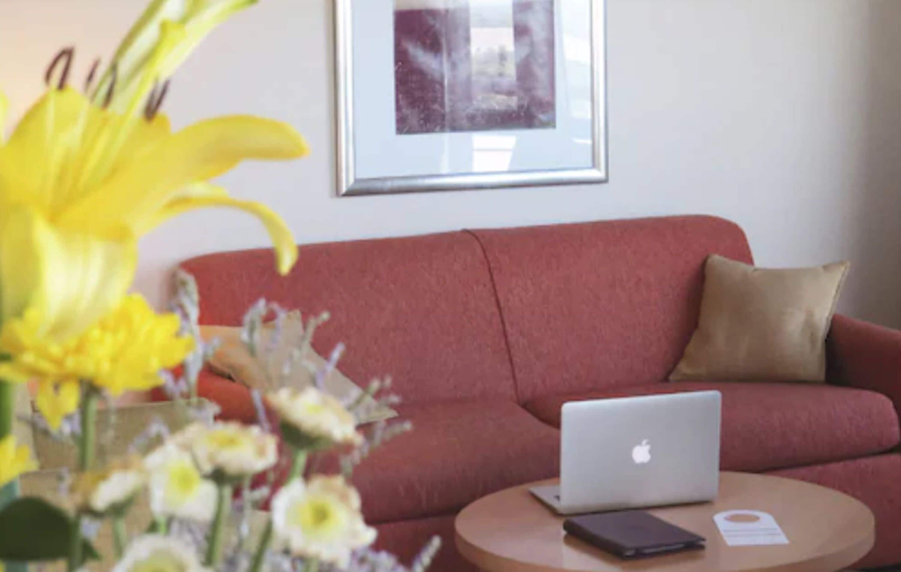 suite | 1 bedroom, minibar, in-room safe, blackout curtains