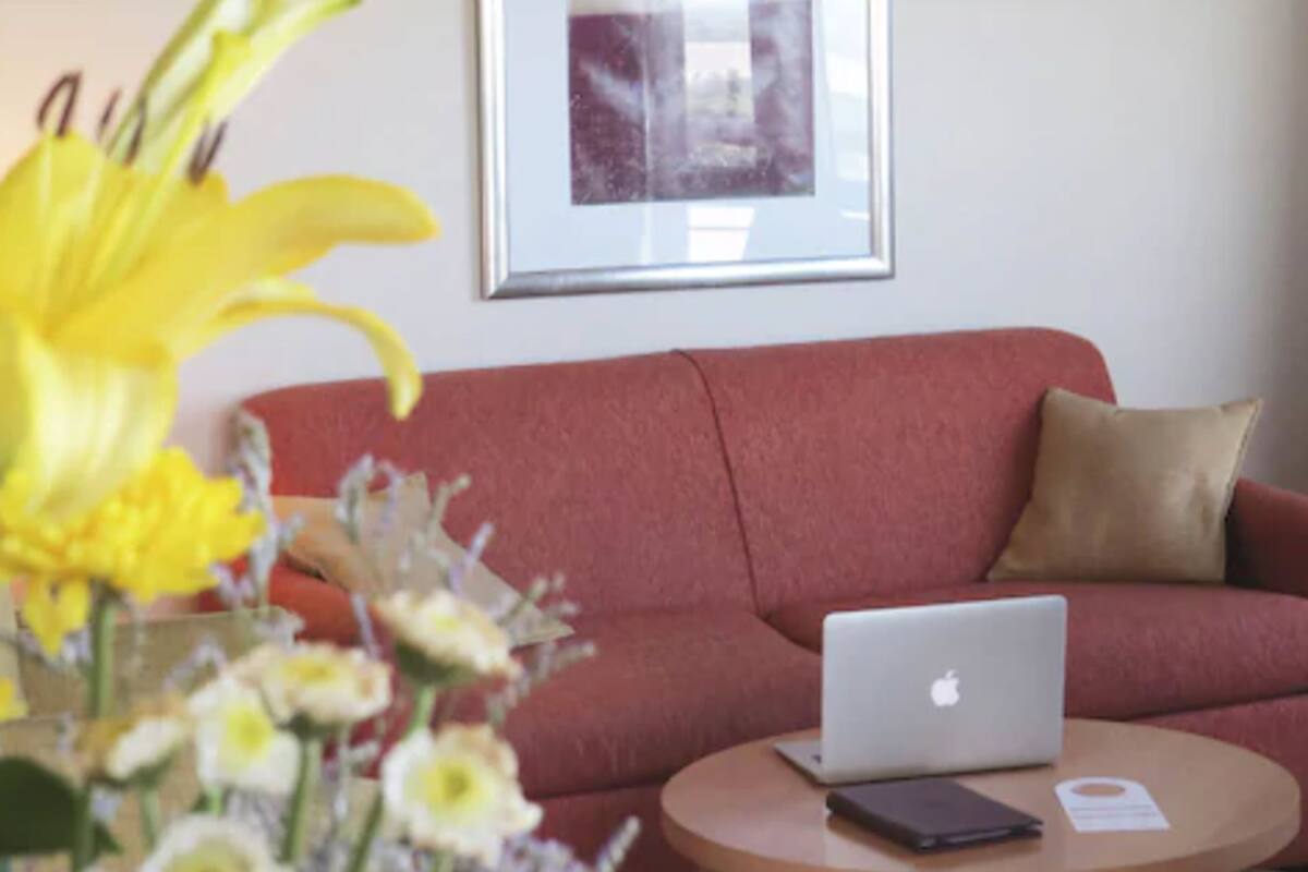 suite | 1 bedroom, minibar, in-room safe, blackout curtains