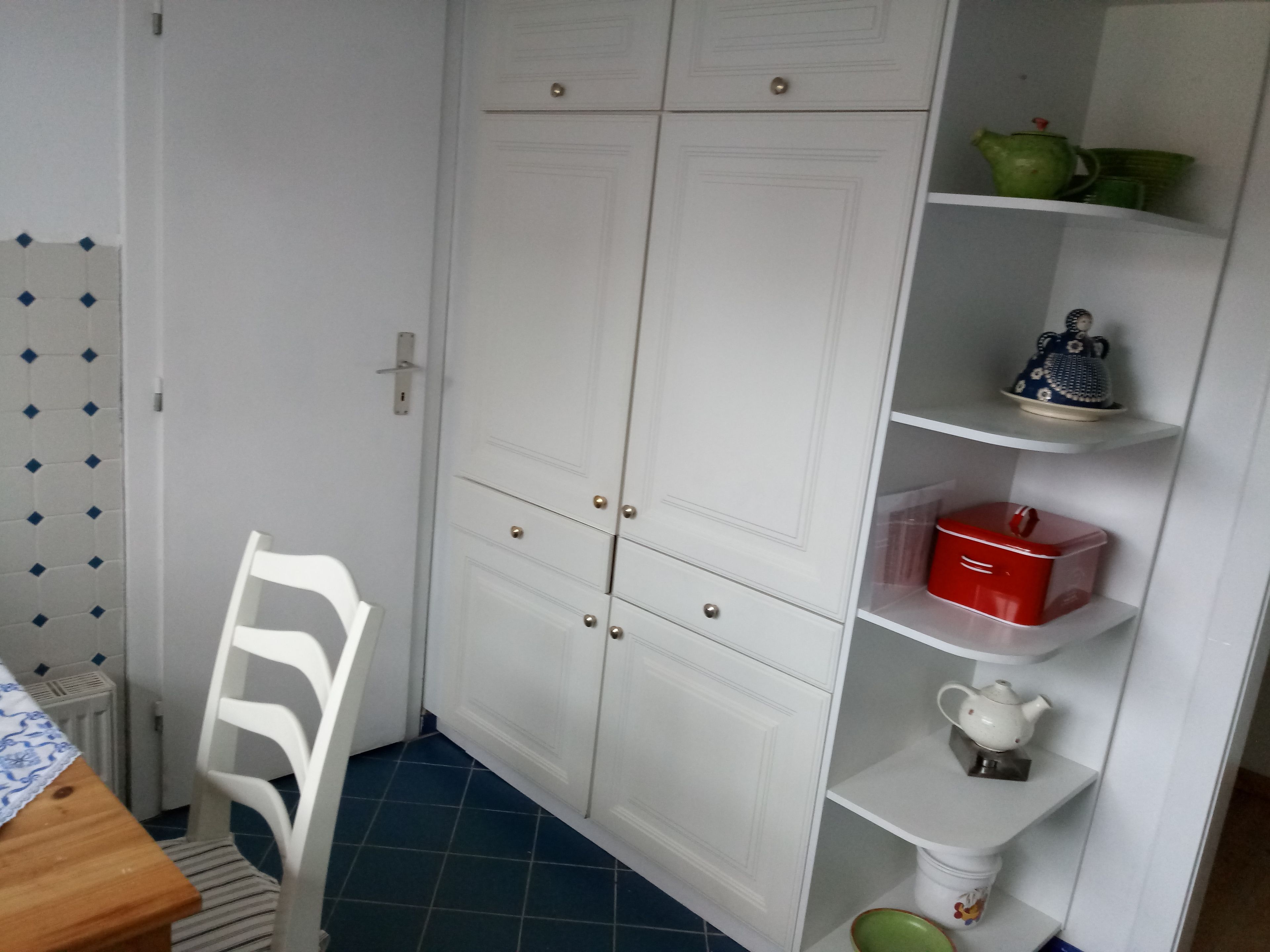 Standard House | Private kitchen | Full-sized fridge, microwave, oven, stovetop