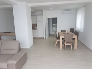 Apartment, Sea View (1) | Living area