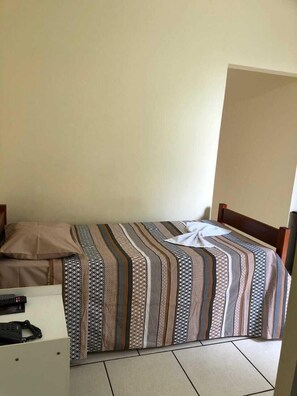 Desk, free WiFi, bed sheets - Capivari Centro Hotel (Capivari)