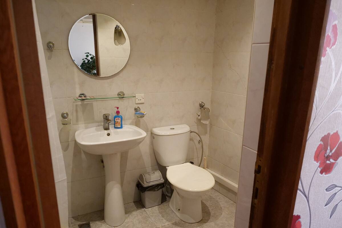 Double or Twin Room | Bathroom