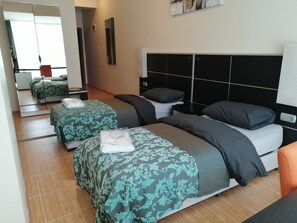 Twin Room | 1 bedroom, free WiFi, bed sheets, wheelchair access - Erzincan Sosyal Tesisler (Erzincan)