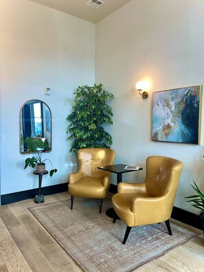 Coffee shop - Harlow Hotel (Portland)