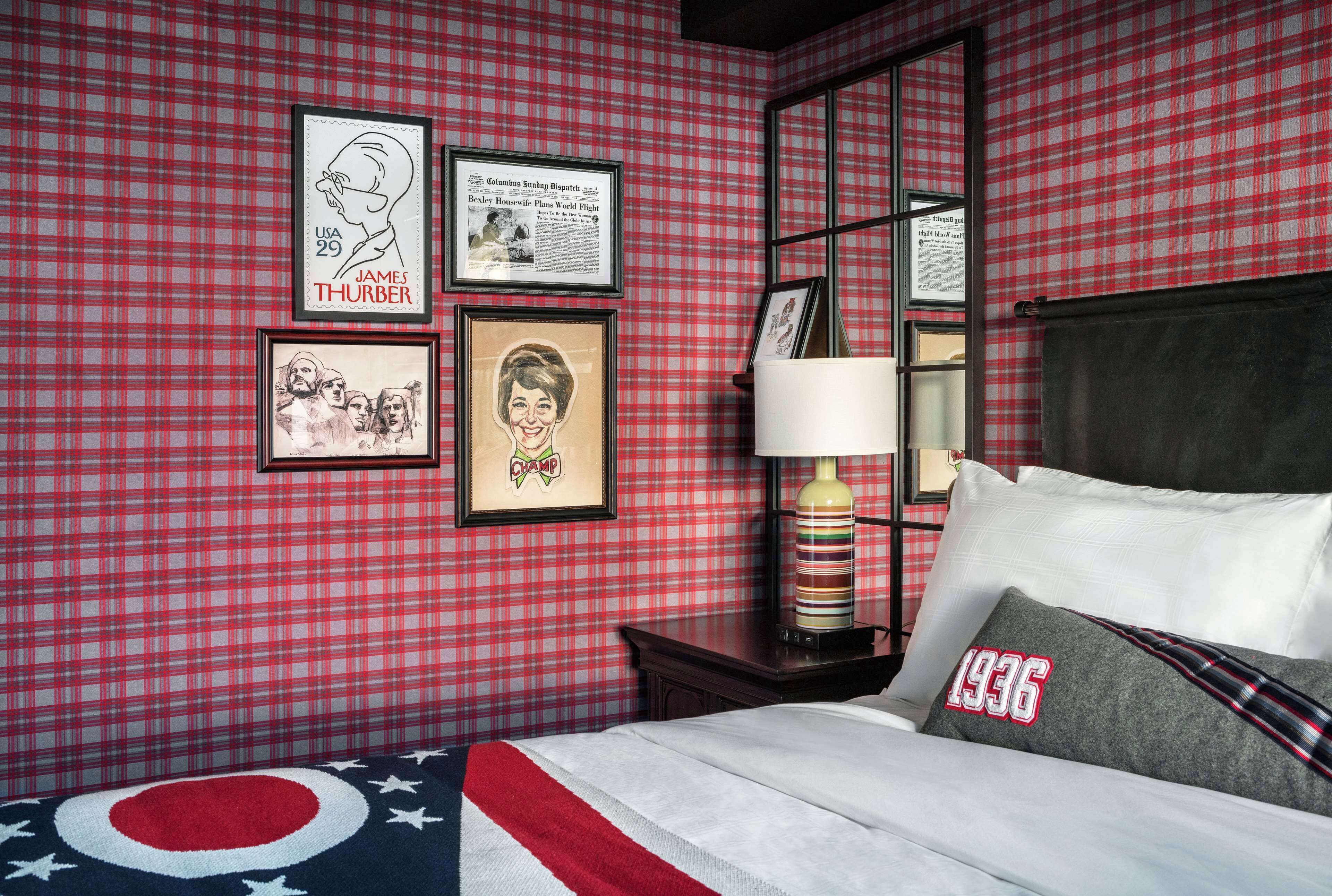 埃及棉床单、高档床上用品、加厚床垫、客房内保险箱