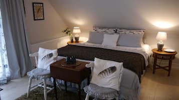 4 bedrooms, hypo-allergenic bedding, individually decorated