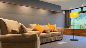 บริเวณนั่งเล่น