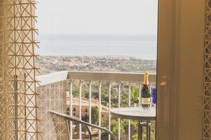 Panoramic Suite, 1 Queen Bed, Balcony, Sea View | Balcony view