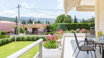 Villa, 2 Bedrooms | Terrace/patio