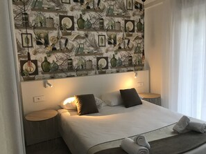 Comfort Terrace Room | Premium bedding, individually decorated, individually furnished, desk - Prea Gianca (Bonifacio)
