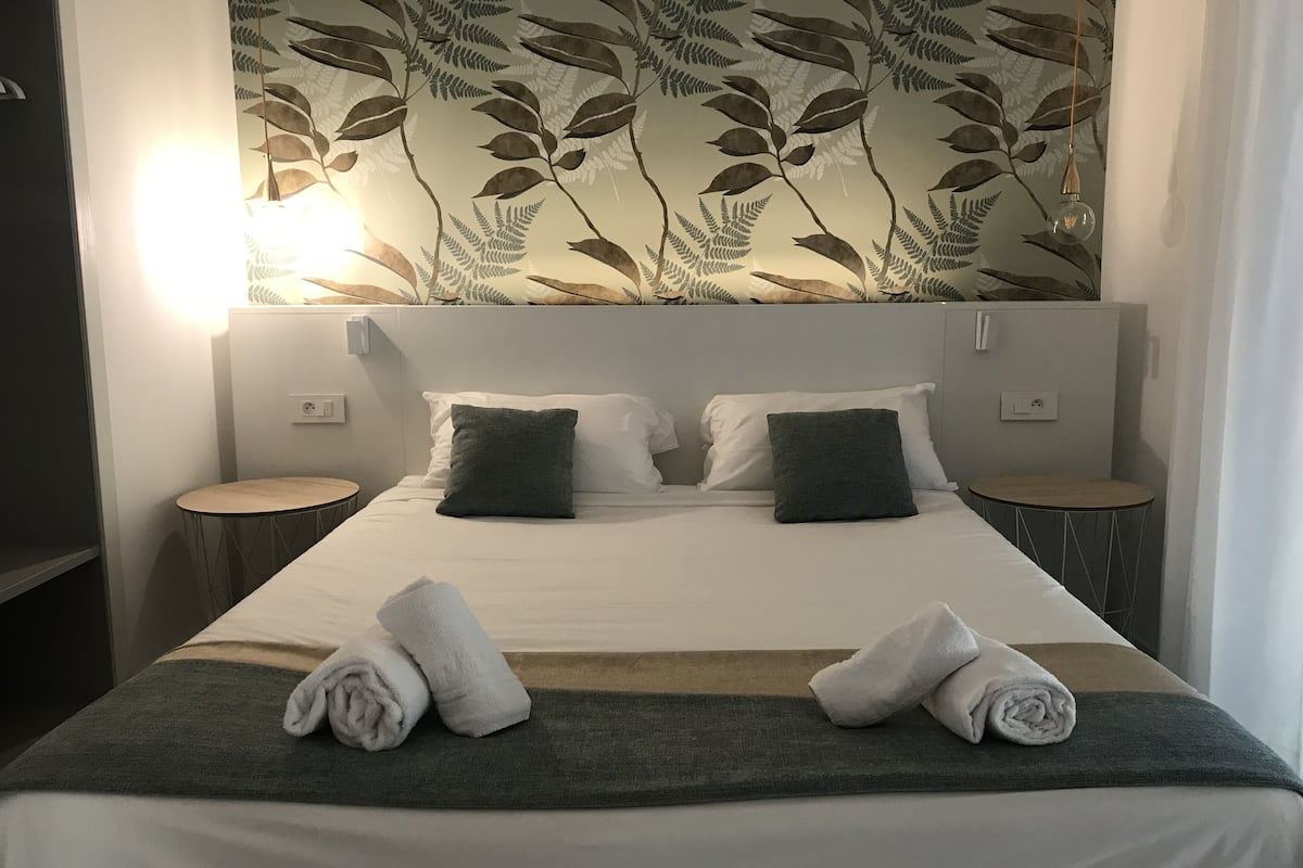 comfort terrace room | premium bedding, individually decorated, individually furnished, desk