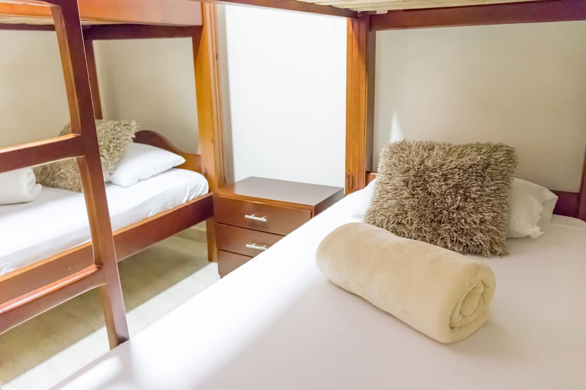 Classic Quadruple Room