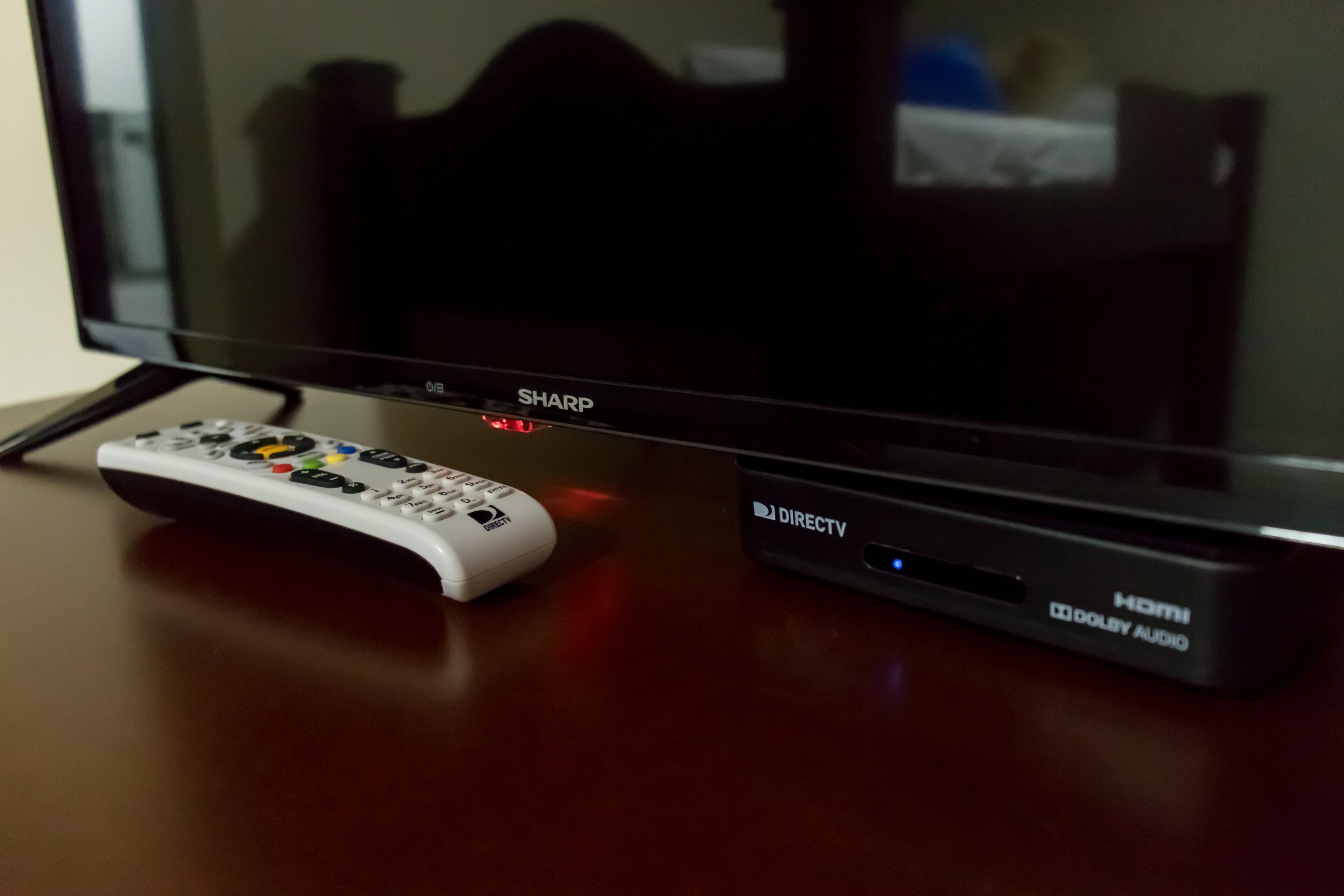 classic quadruple room | television