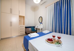 Apartment | Desk, soundproofing, iron/ironing board, free WiFi