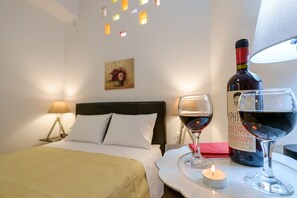 Deluxe-talo | Silitysrauta/-lauta, ilmainen Wi-Fi, vuodevaatteet