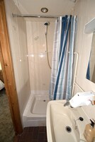 Ducha del cuarto de baño