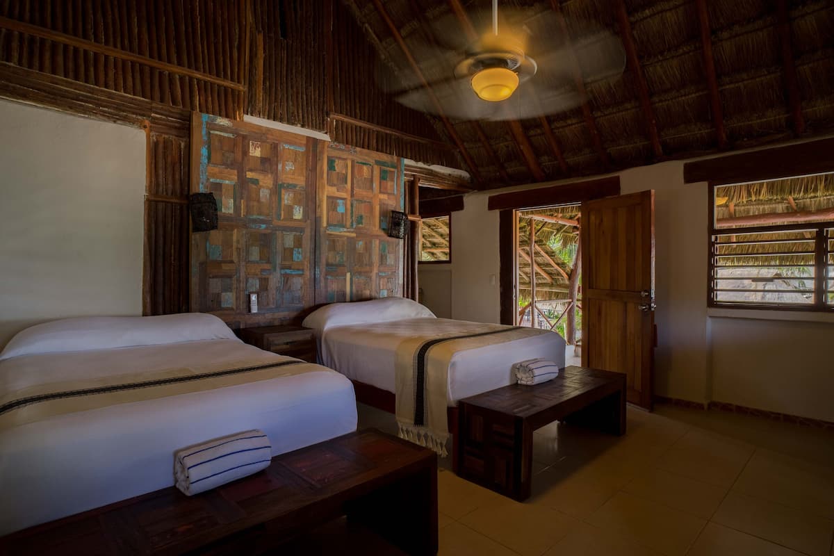 Royal Cabin, 2 Double Beds, Ocean View, Sea Facing | 1 bedroom, in-room safe, free WiFi, bed sheets
