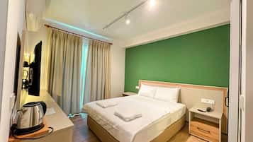 Standard dubbelrum - 1 dubbelsäng - balkong | Utsikt från rummet