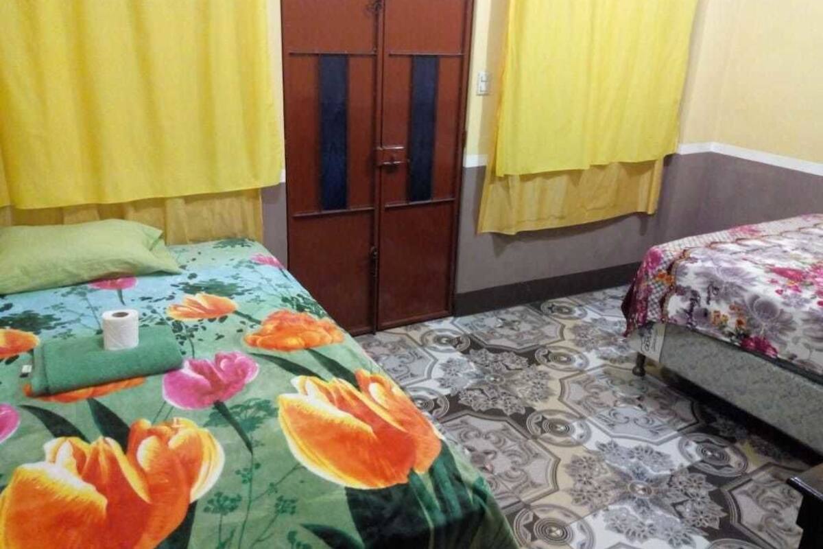 Standard Double Room, Shared Bathroom | Desk, free WiFi