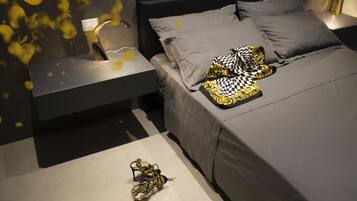 1 chambre, minibar, coffres-forts dans les chambres, bureau