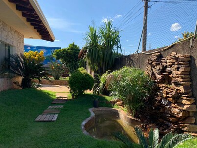 Hostel & Pousada Vale do Rubi