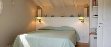 5 Schlafzimmer, Bügeleisen/Bügelbrett, WLAN, Bettwäsche