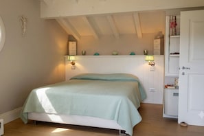 5 Schlafzimmer, Bügeleisen/Bügelbrett, WLAN, Bettwäsche