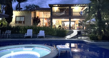 Beautiful Chalet in El Caimo