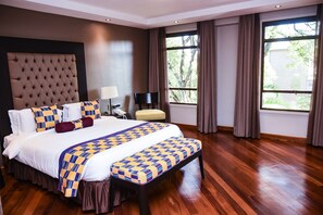 1 camera, Wi-Fi gratuito