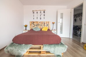 1 bedroom, iron/ironing board, WiFi