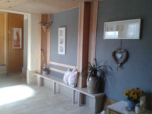 "Klein aber fein" Apartment mit Balkonzimmer - ruhige Lage für 2 - 4 Personen