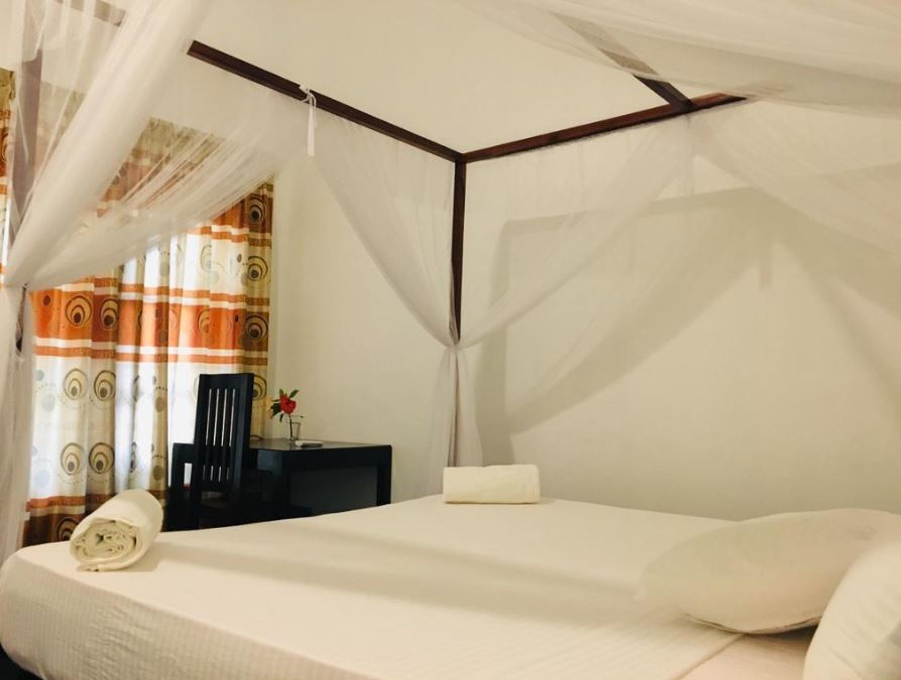 Sea shells Inn Arugambay