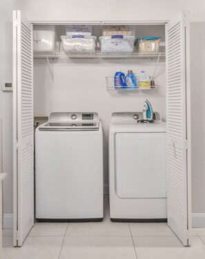 Interior - Renovated condo at Avalon Clearwater (Clearwater)