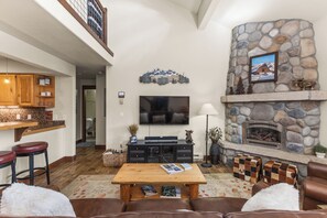 TV, fireplace, DVD player