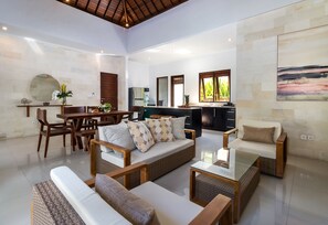 Fernseher, DVD-Player, Musikbibliothek, Videothek