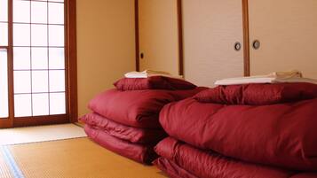 Japanese Style Room, Shared Bathroom | Free WiFi