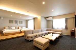 Executive Room B, Non Smoking | Living area | Flat-screen TV - Hotel Cocon (Fukuoka)