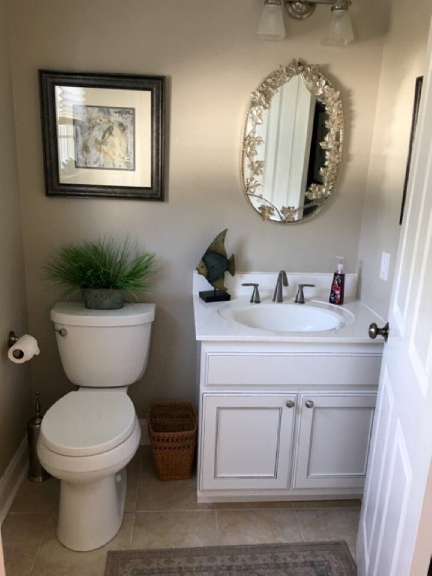 Combined shower/tub, hair dryer, towels, soap